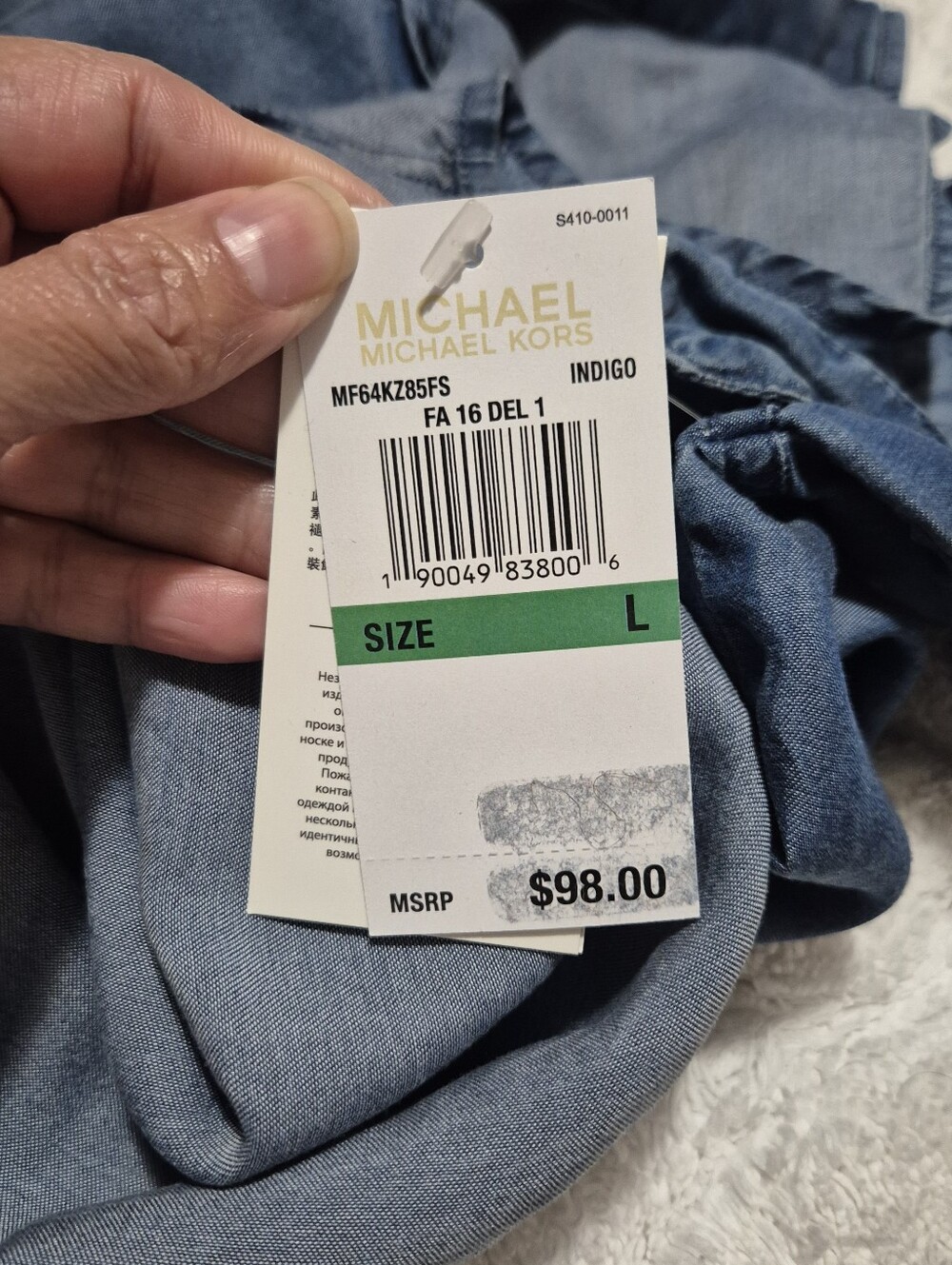 NWT Michael Kors denim blue button-up shirt..SIZE:L - Picture 14 of 14
